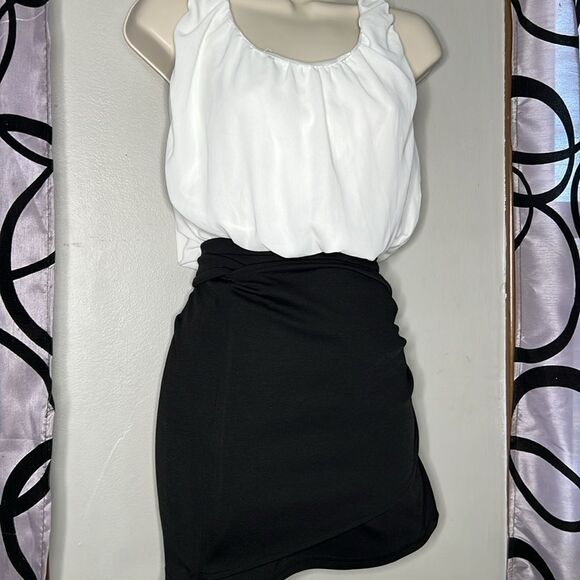 Women’s black and white color block dress with wrap skirt, size small - Picture 4 of 10